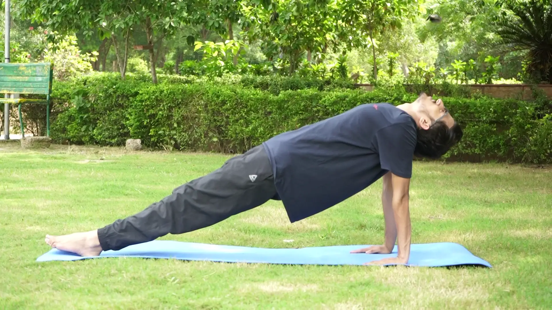 personal yoga classes at home